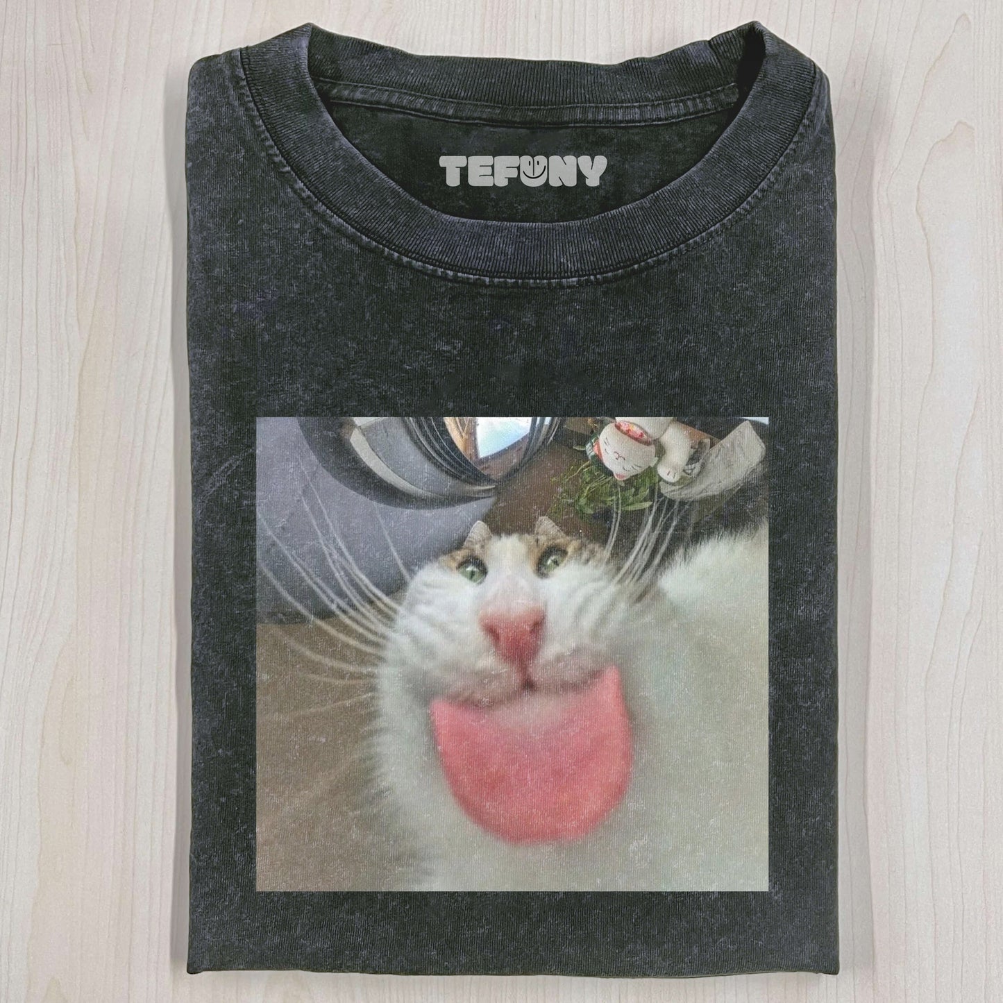 WACKY CAT BE T-SHIRT