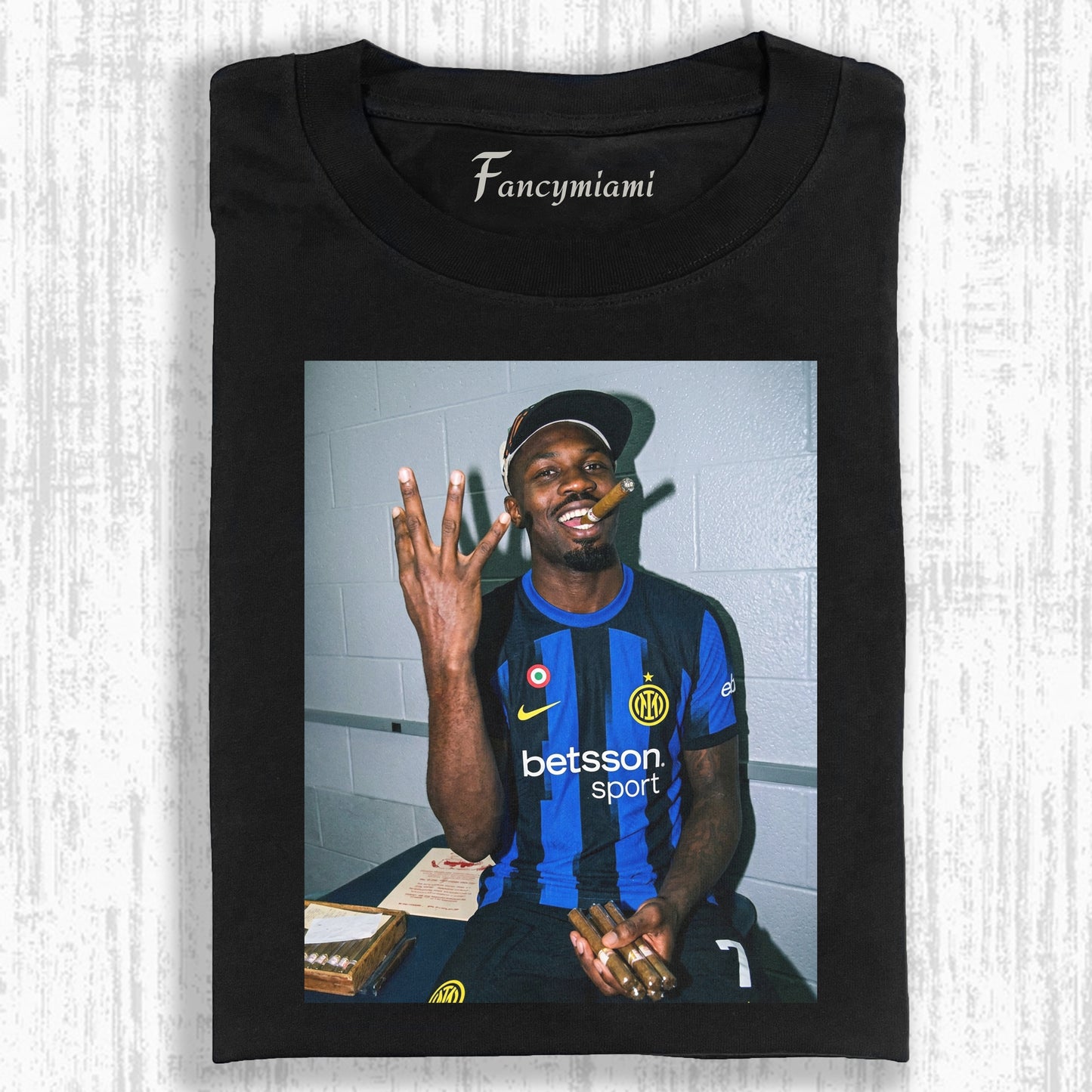 VINTAGE FOOTBALL CHAMPION DISTRESSED GRAFIK-T-SHIRT