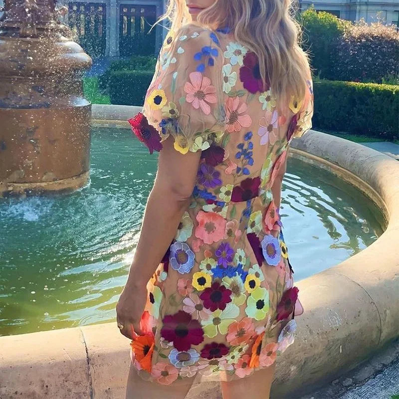 Women's Sexy Embroidered V-neck Sleeveless Flower Dress with Lantern Sleeves