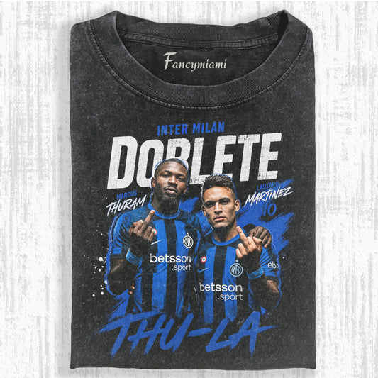 VINTAGE FOOTBALL CHAMP DISTRESSED GRAPHIC TEE