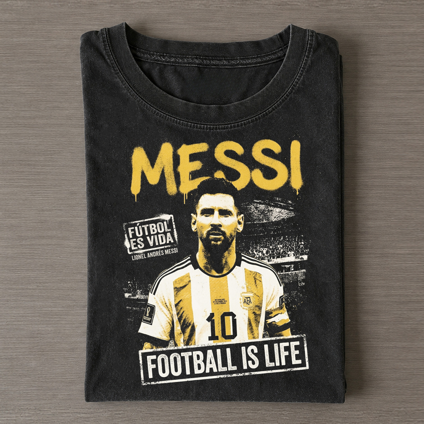 T-shirt vintage Lionel Messi Football Is Life