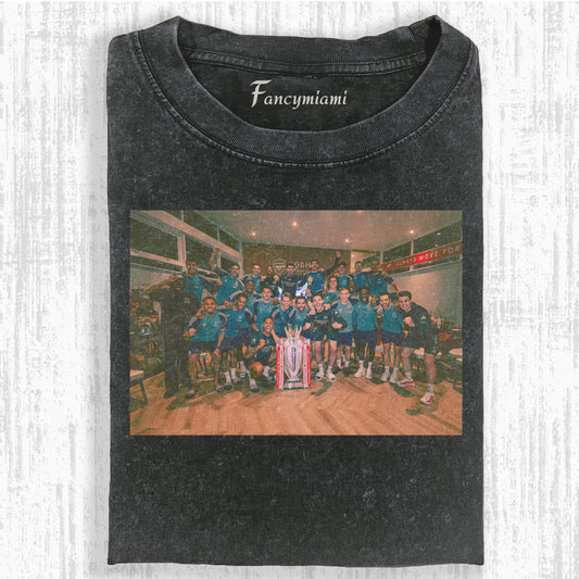 VINTAGE FOOTBALL CHAMPION TEAM USED-LOOK T-SHIRT