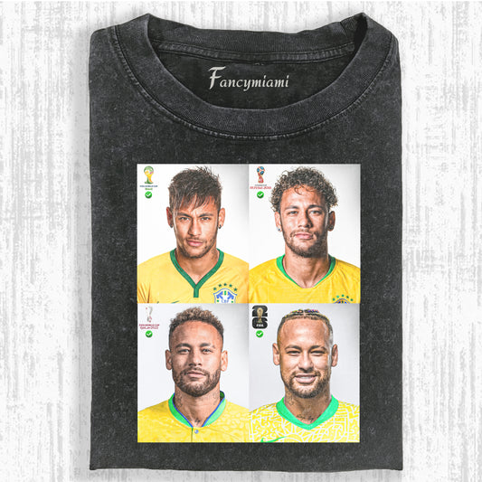 VINTAGE SOCCER STAR DISTRESSED GRAPHIC TEE