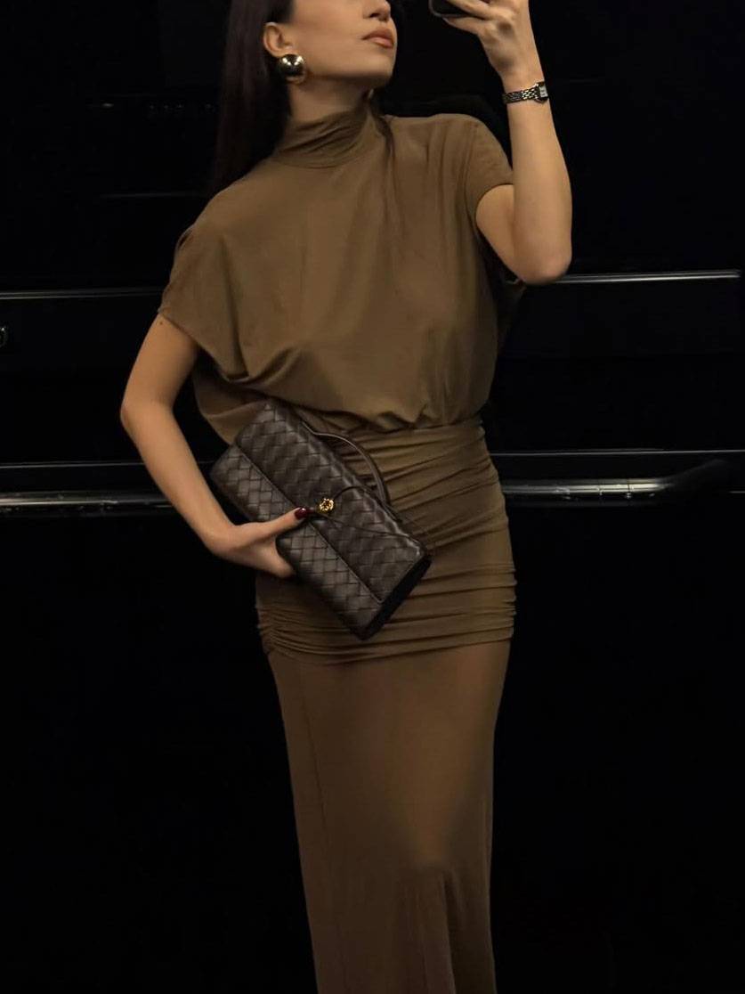 Back Swing Collar Pleated Maxi Dress