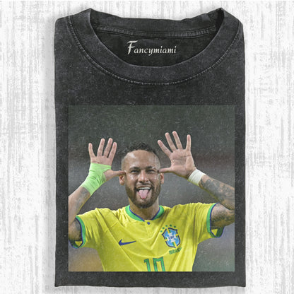 VINTAGE FUSSBALLSTAR DISTRESSED GRAPHIC T-SHIRT