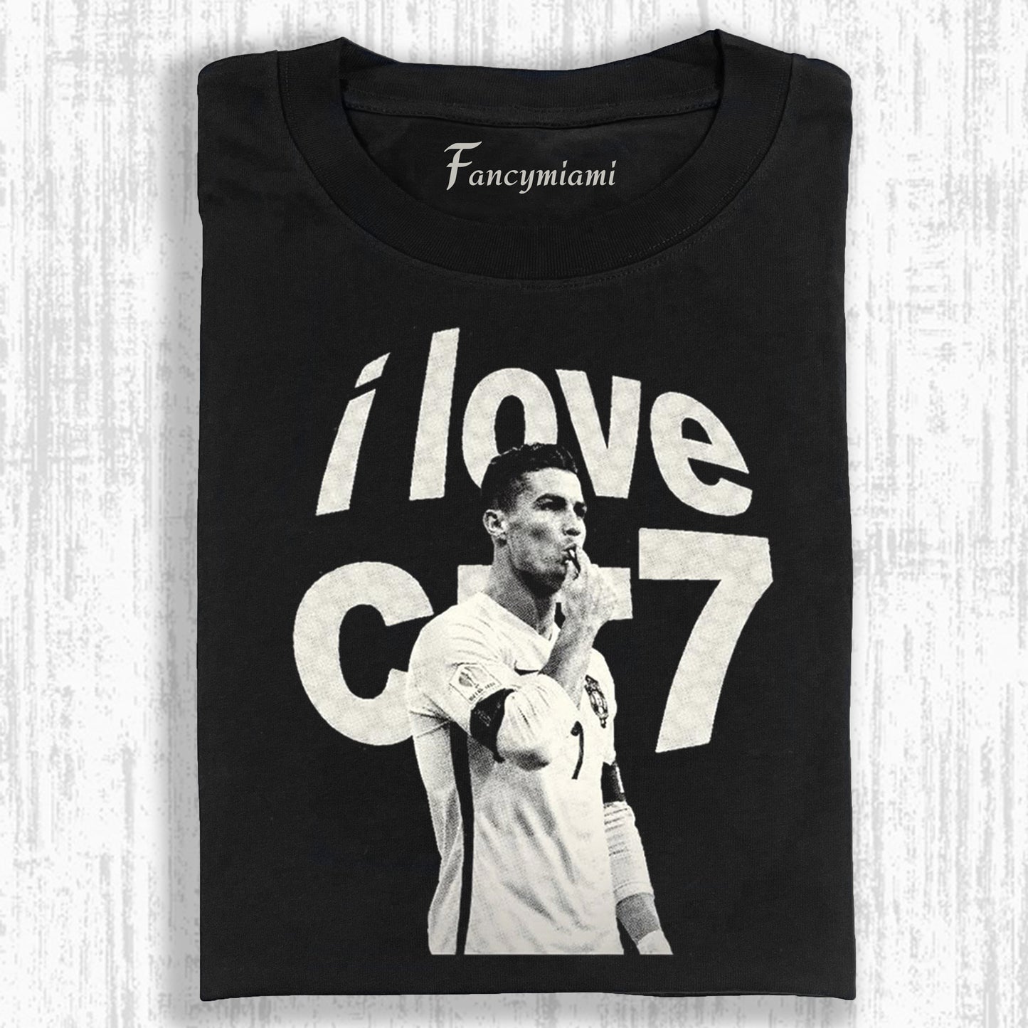 VINTAGE GELBES FUSSBALL-MEISTER T-SHIRT IM USED-LOOK