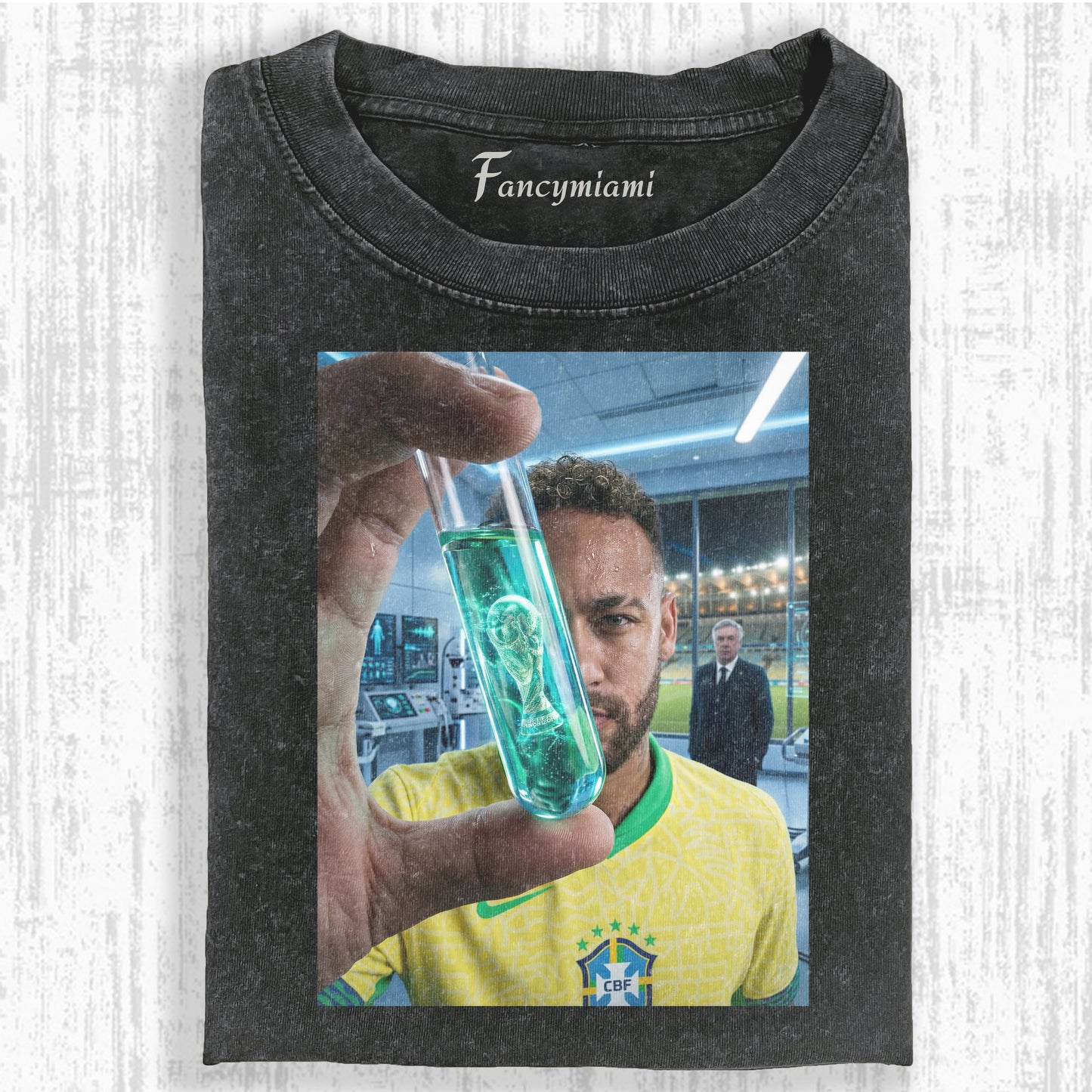VINTAGE SOCCER STAR DISTRESSED GRAPHIC TEE