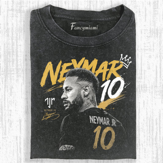 VINTAGE SOCCER STAR DISTRESSED GRAPHIC TEE