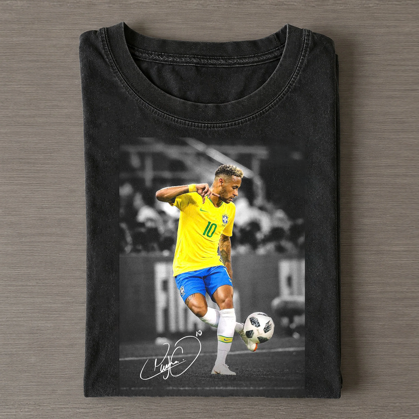 Neymar Brazil 10 Signature Graphic T-Shirt