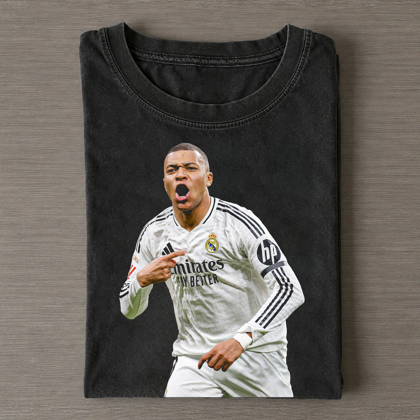Kylian Mbappé Real Madrid Point Crest Roar Vintage Tee