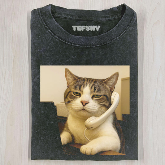 CAT ON PHONE T-SHIRT