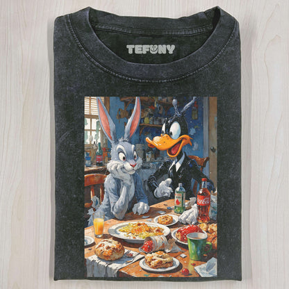 DONALD DUCK IS EATING HAMBURGERS T-THIRT