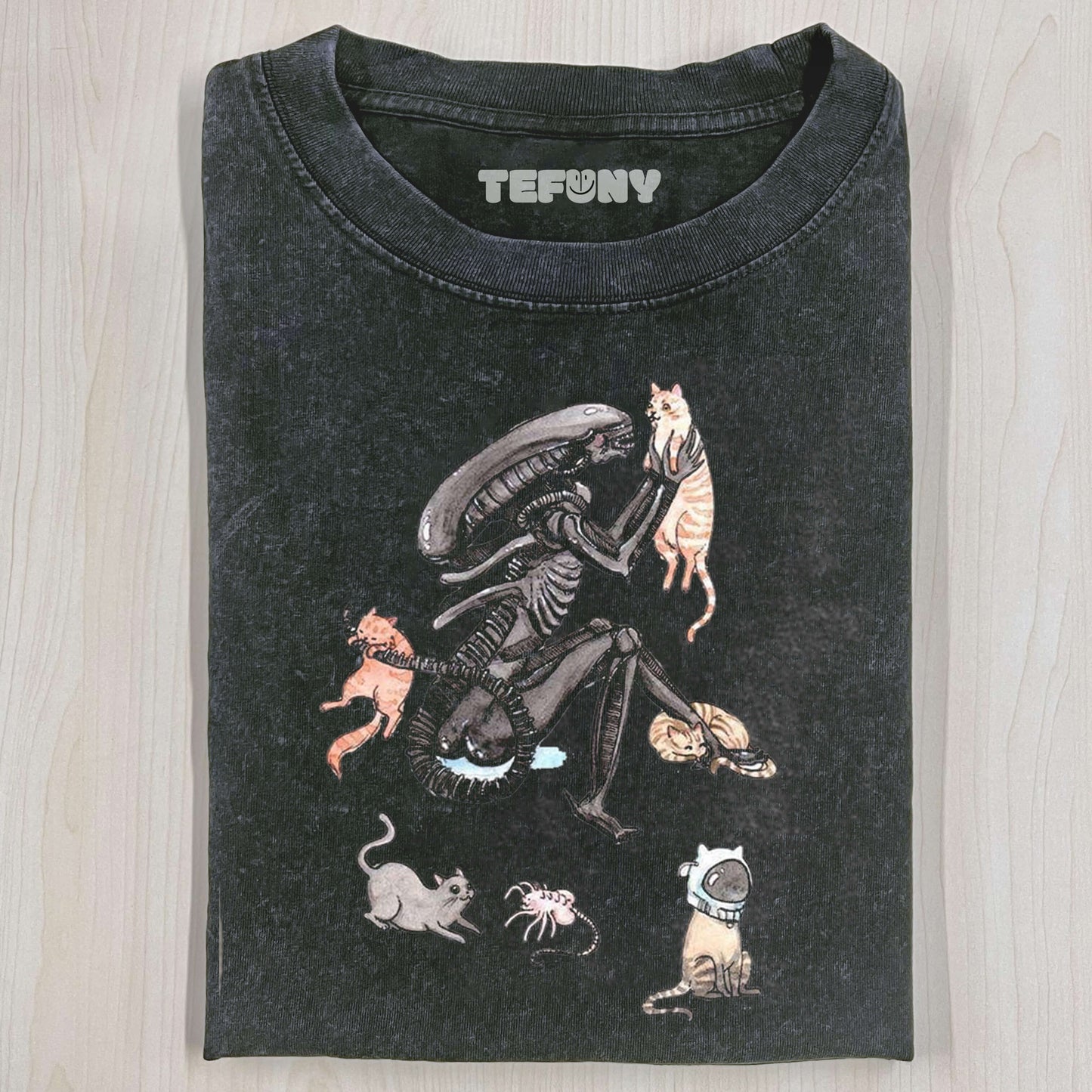 FUNNY ALIEN AND CATS T-SHIRT