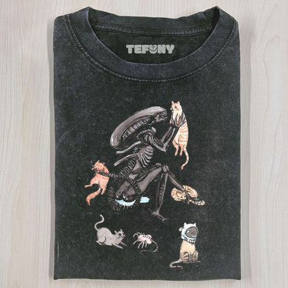 FUNNY ALIEN AND CATS T-SHIRT