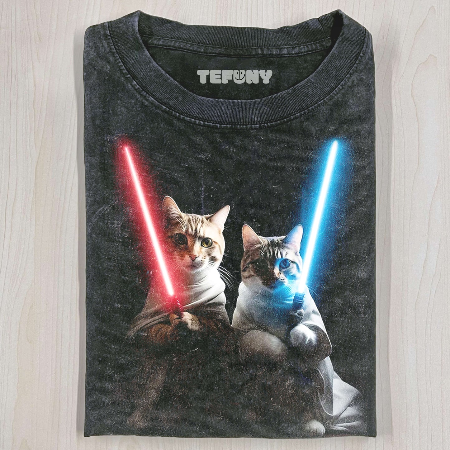 LIGHTSABER CAT VINTAGE T-SHIRT