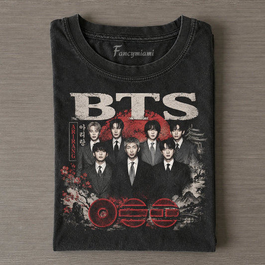 RETRO K‐POP FAN ART GRAPHIC TEE