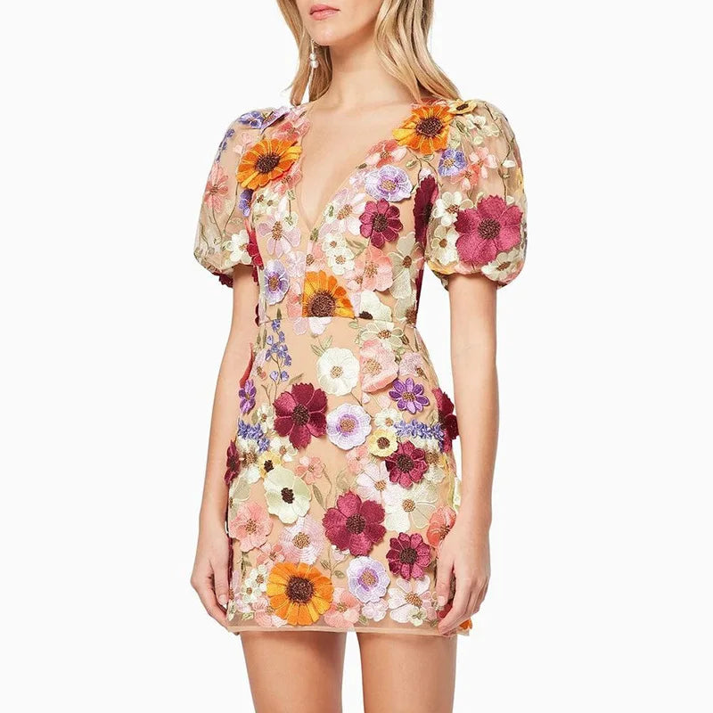 Women's Sexy Embroidered V-neck Sleeveless Flower Dress with Lantern Sleeves
