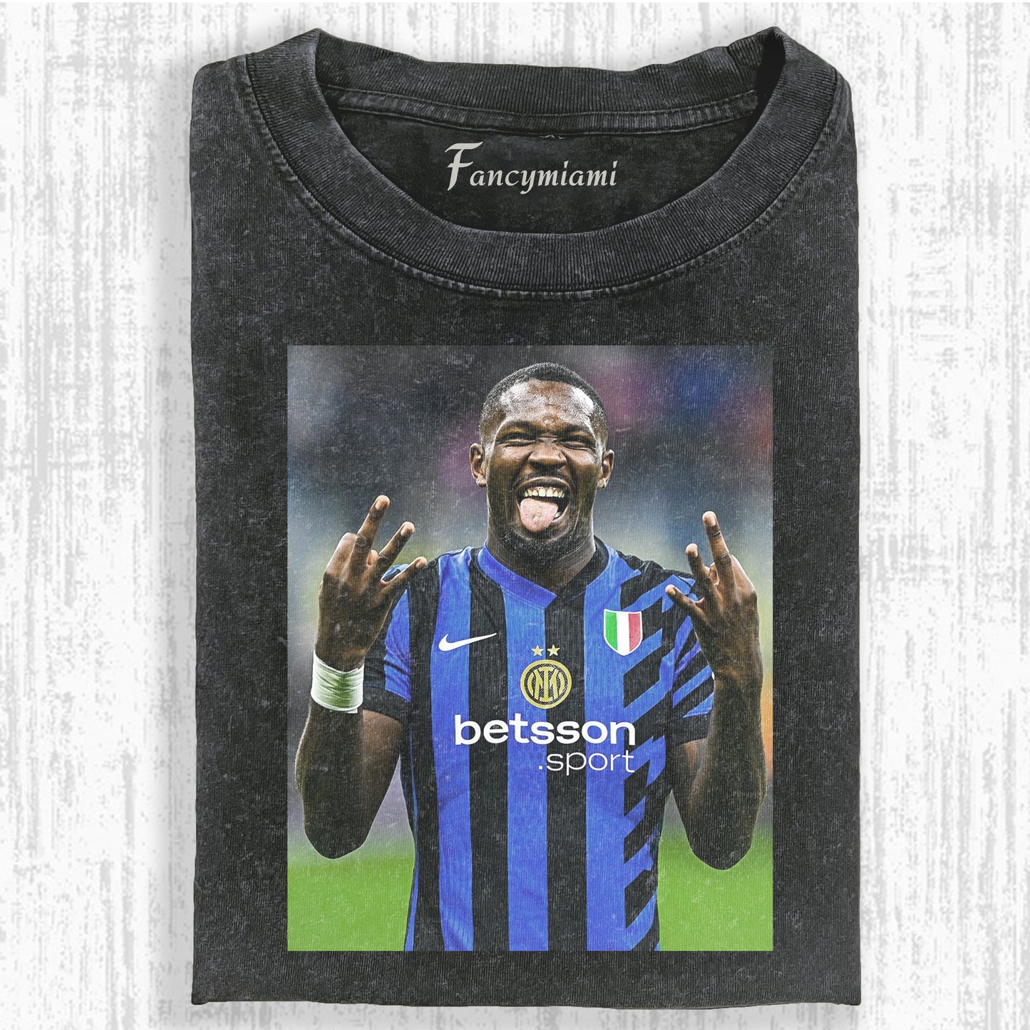 VINTAGE FOOTBALL CHAMP DISTRESSED GRAPHIC TEE