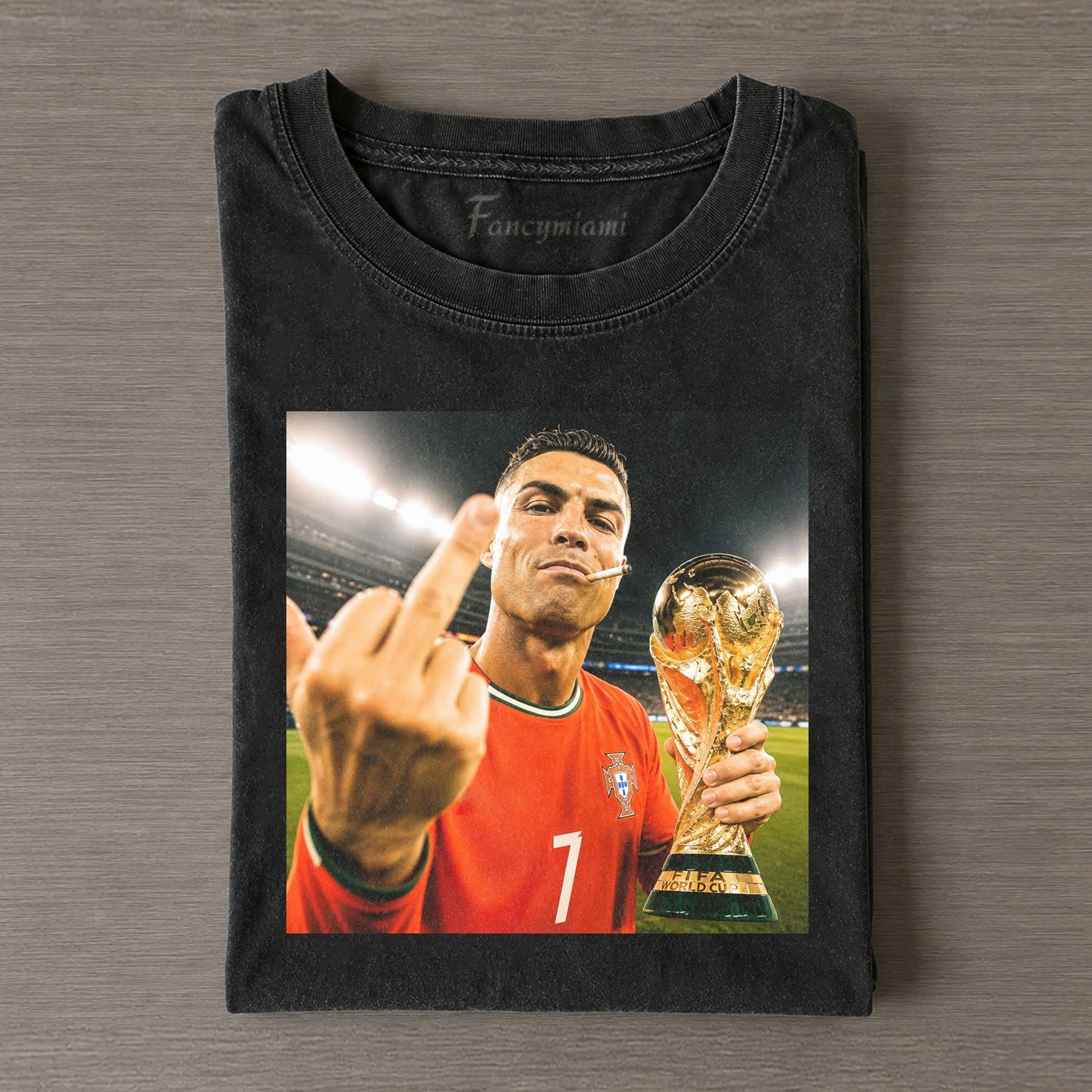 Maillot rouge (N° 7) TEE