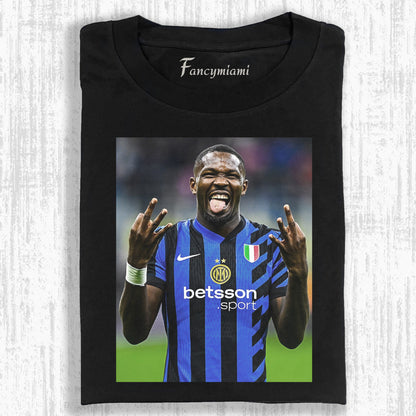 VINTAGE FOOTBALL CHAMP DISTRESSED GRAPHIC TEE