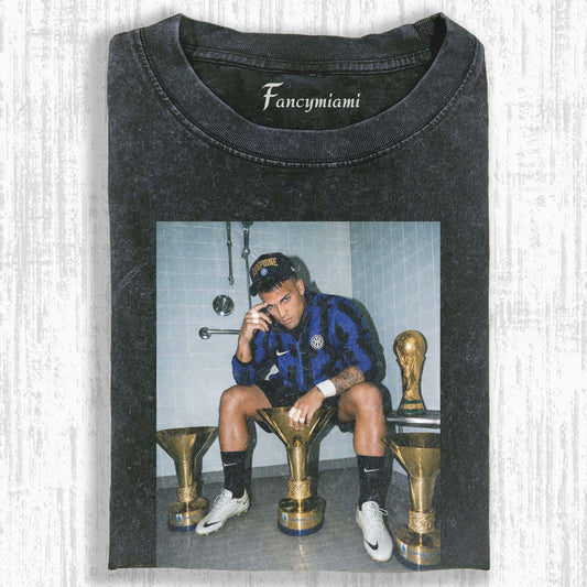Vintage Washed Graphic T-Shirt - lautaro martínez